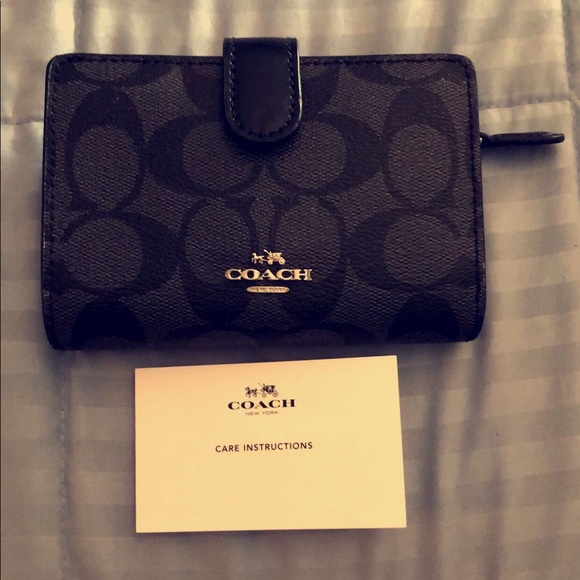 Black Smoke Coach Wallet - Picture 1 of 3